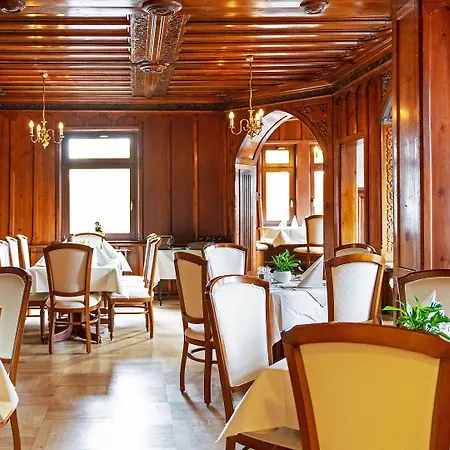 Haus Hainstein فندق إيزيناخ