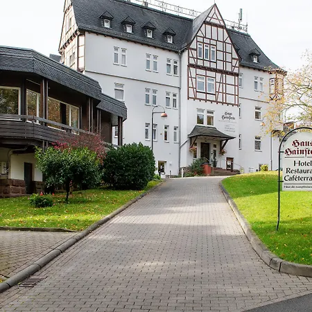 Haus Hainstein فندق