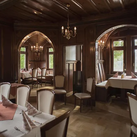 Hotel Haus Hainstein 3*