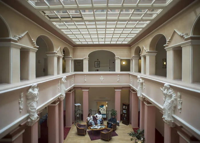 Haus Hainstein Hotel 3*