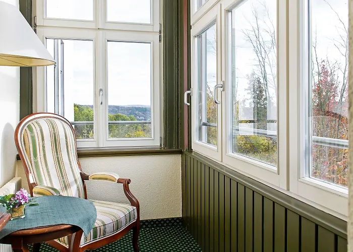 Haus Hainstein Otel 3*